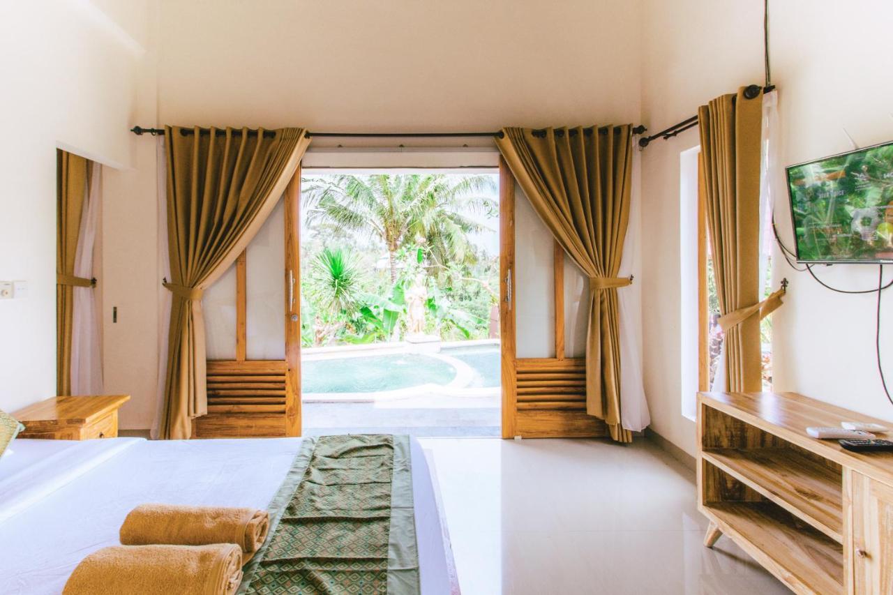 Nini * Ubud